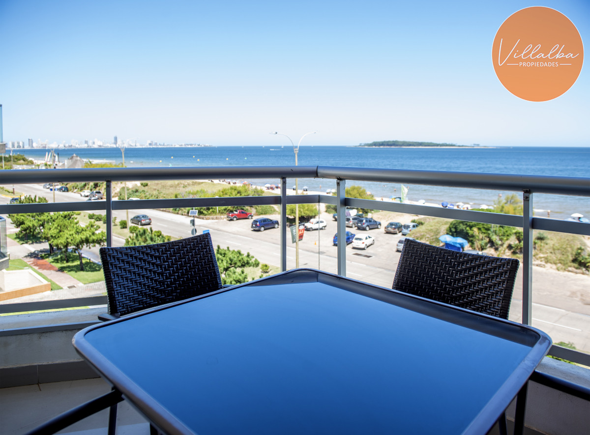 Apartamento ID.865 - Hermoso Ph con azotea propia, parrillero, 2 dormitorios, No te lo pierdas.