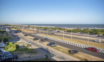 Apartamento Penthouse, frente al mar, playa brava, 3 dormitorios con hermosa vista