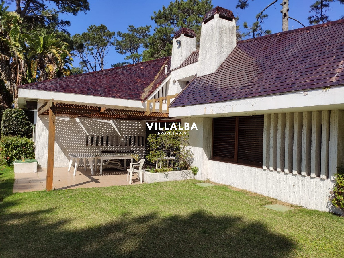 Casa ID.2934 - Hermosa y Amplia Casa en Mansa en venta