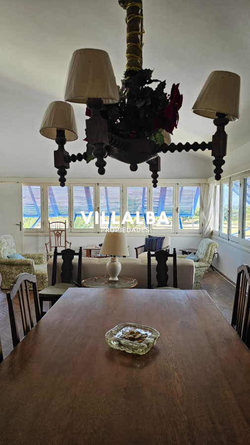 Apartamento ID.3322 - Importante residencia frente al mar en venta.