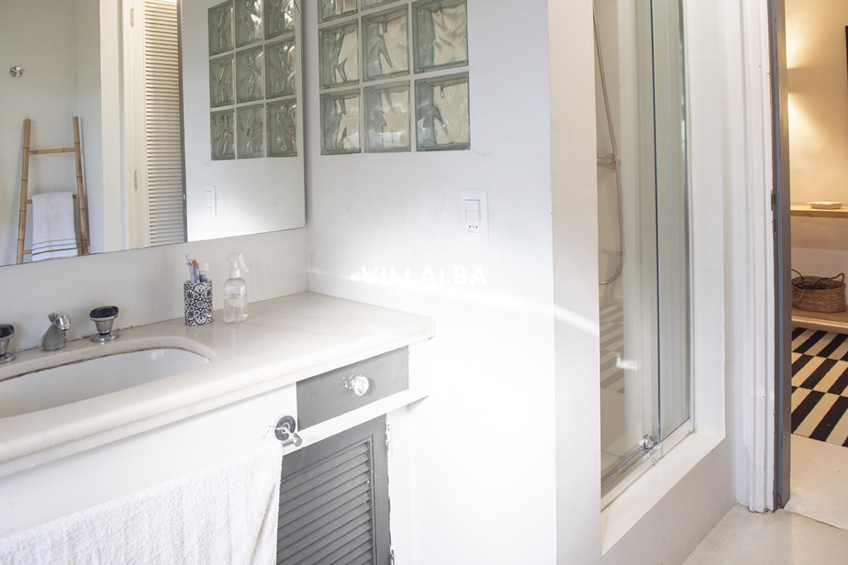 Casa ID.4913 - Casa de 4 dormitorios en venta, en Golf Punta del Este