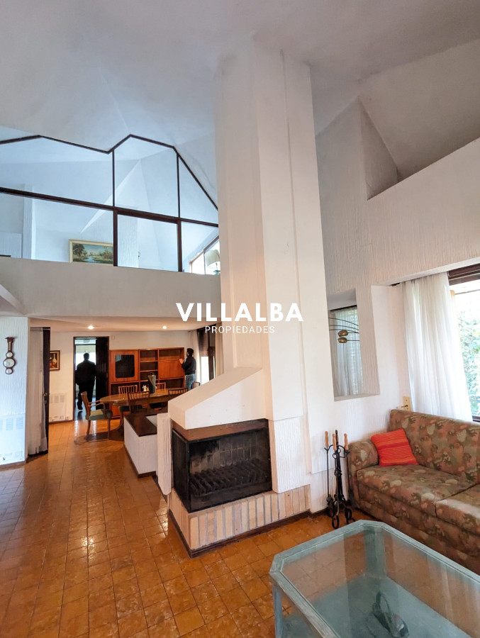 Casa ID.2934 - Hermosa y Amplia Casa en Mansa en venta