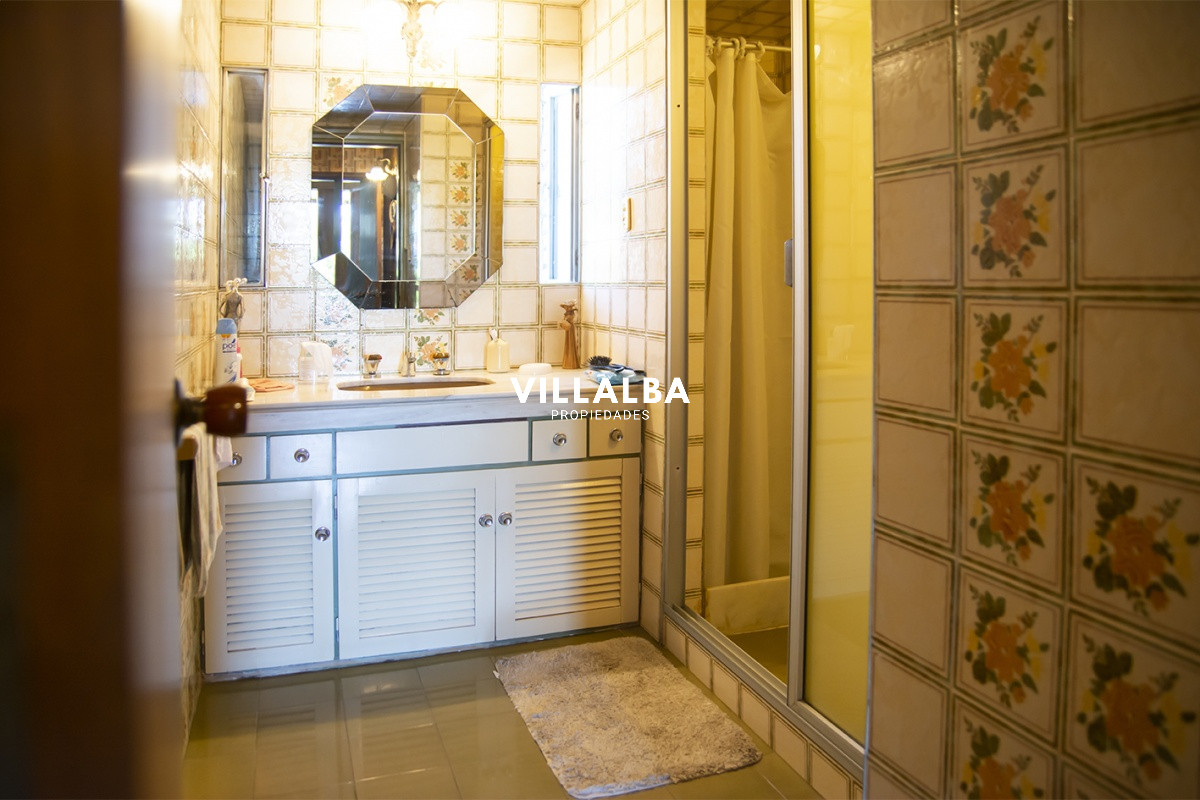 Apartamento ID.2044 - Hermosa casa en venta a pocos metros del mar.