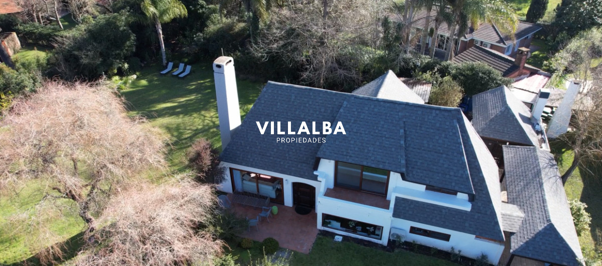 Apartamento ID.4768 - En venta casa de 3 dormitorios en Maldonado