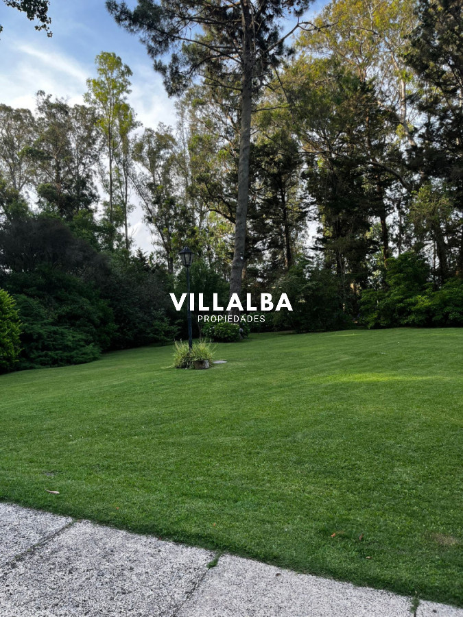 Apartamento ID.4858 - Casa a la venta 3 dormitorios en Punta del Este Rincon del indio
