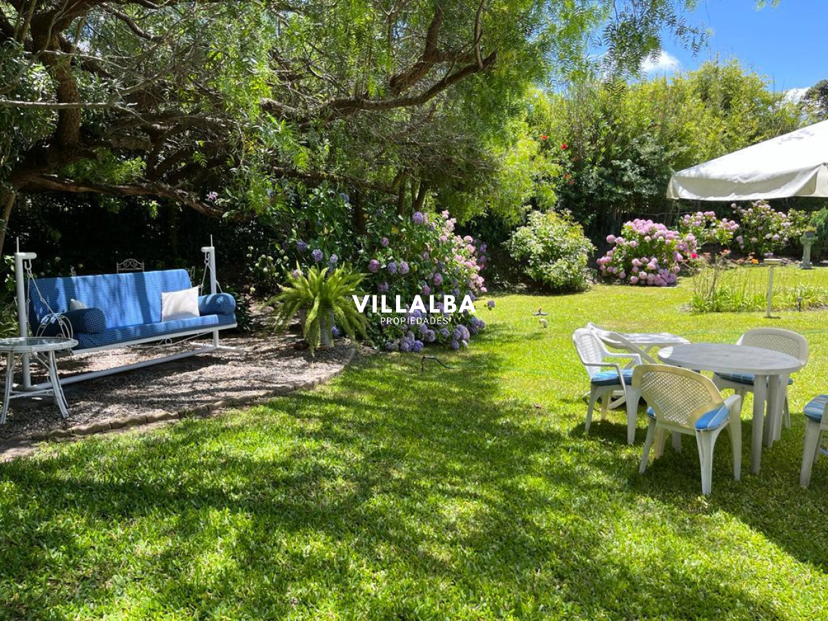 Casa ID.4011 - Casa en pinares en venta a pasos del mar