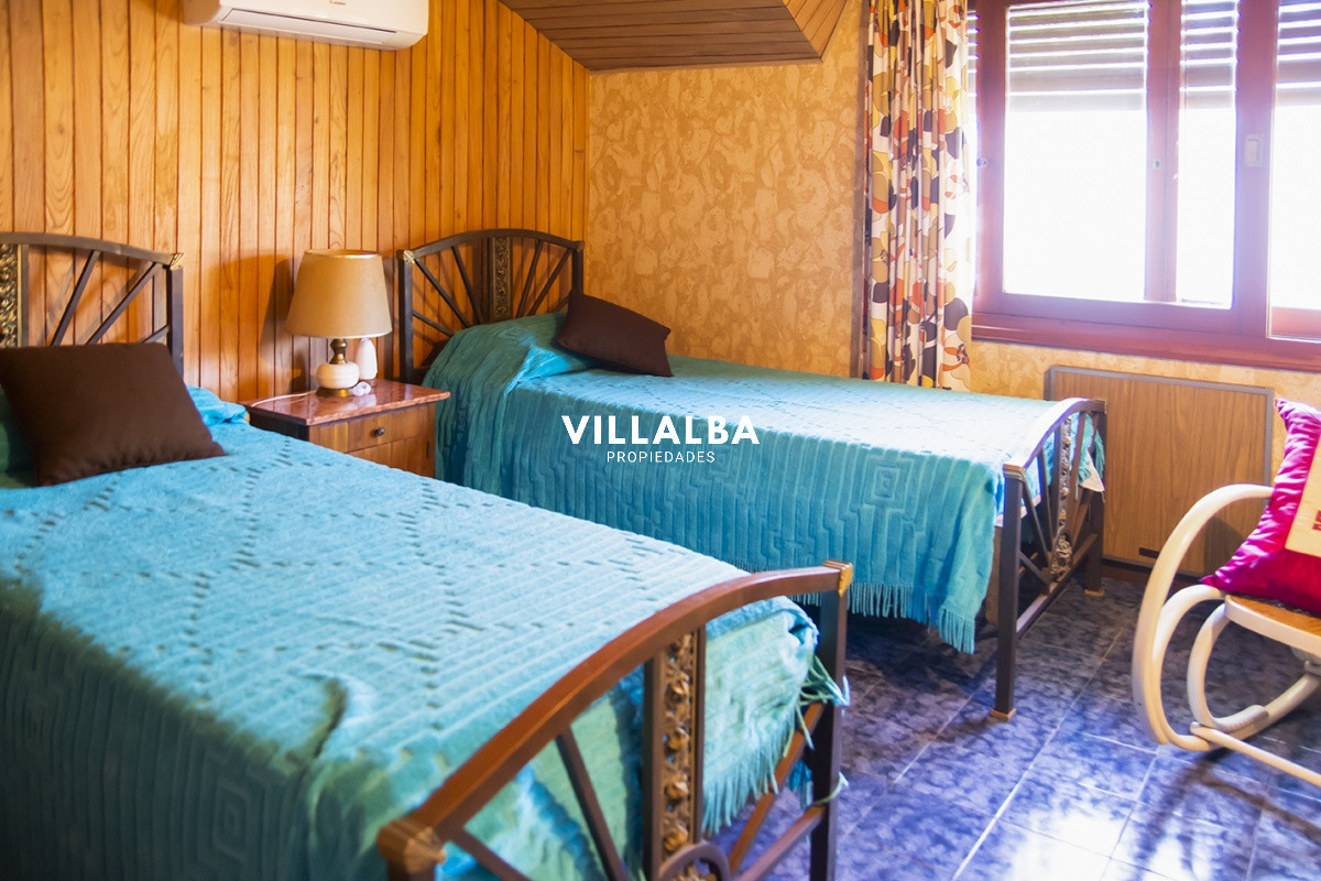 Apartamento ID.2044 - Hermosa casa en venta a pocos metros del mar.