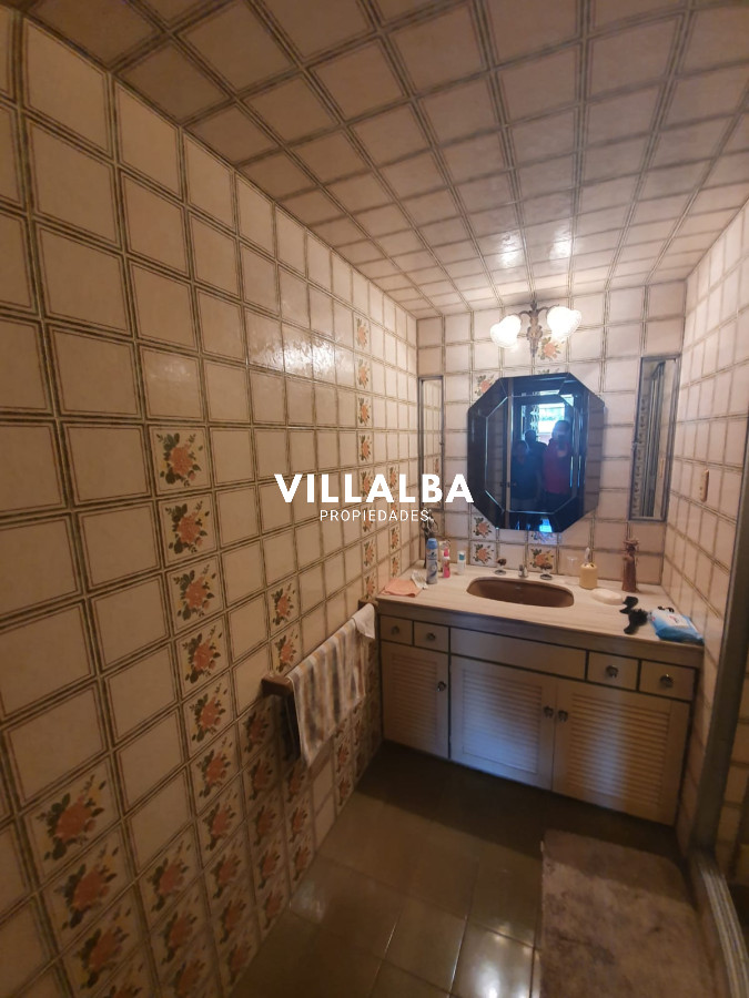 Apartamento ID.2044 - Hermosa casa en venta a pocos metros del mar.