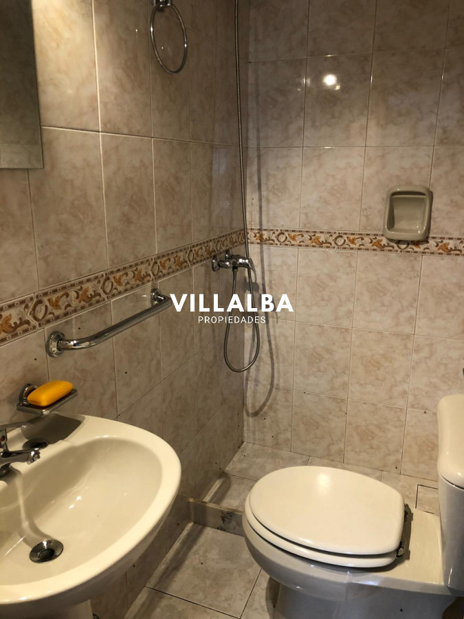 Apartamento ID.4348 - Vendemos casa en Playa Mansa Punta del este