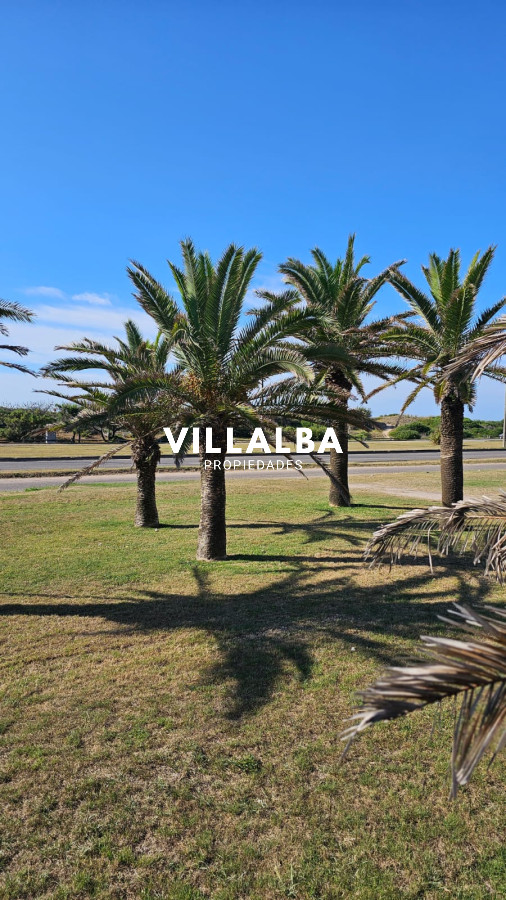 Apartamento ID.3322 - Importante residencia frente al mar en venta.