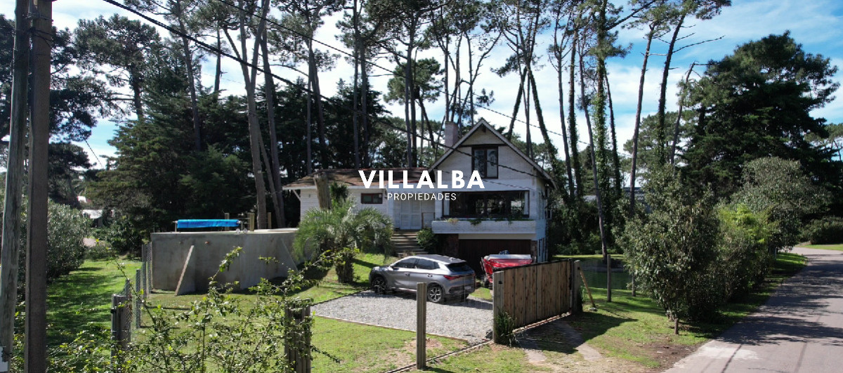 Casa ID.3241 - Casa en Venta de 5 dormitorios en San Rafael , Punta del este 