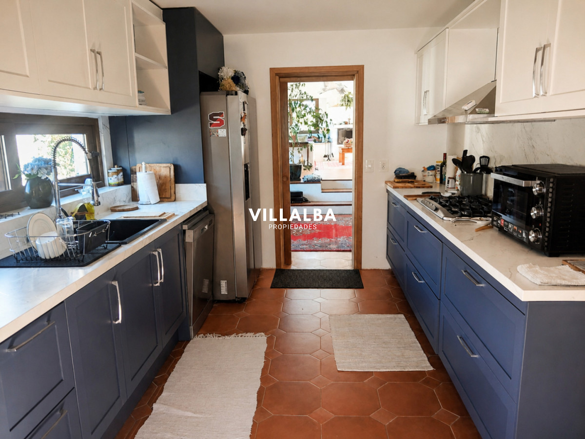 Apartamento ID.4768 - En venta casa de 3 dormitorios en Maldonado
