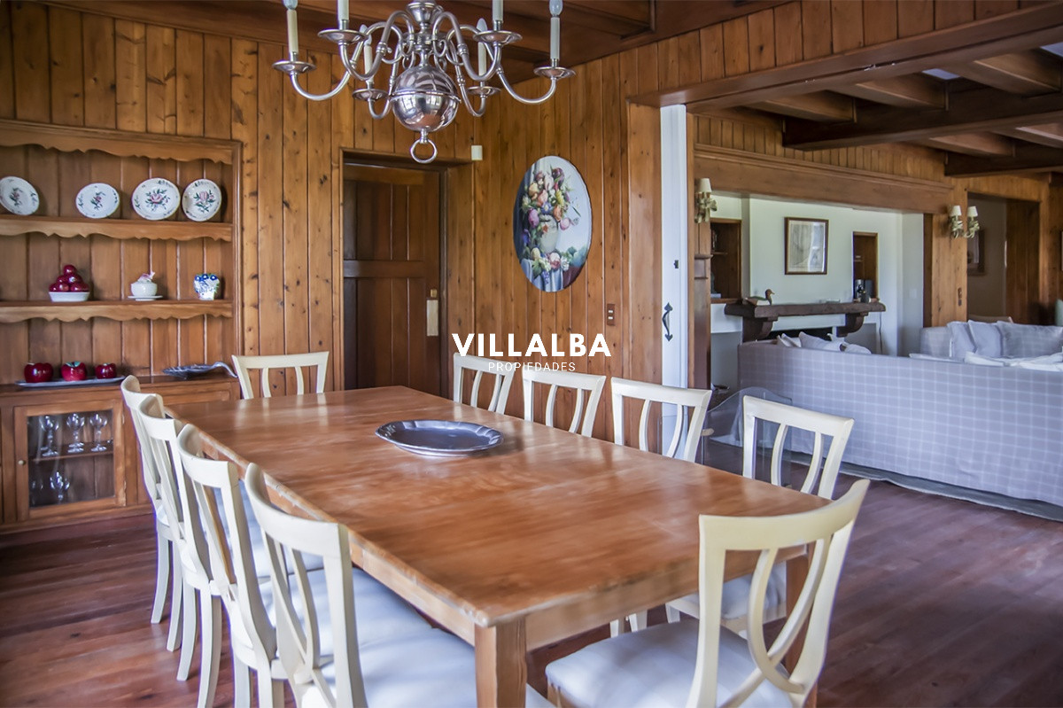 Apartamento ID.1140 - Espectacular casa en Golf, Punta del Este