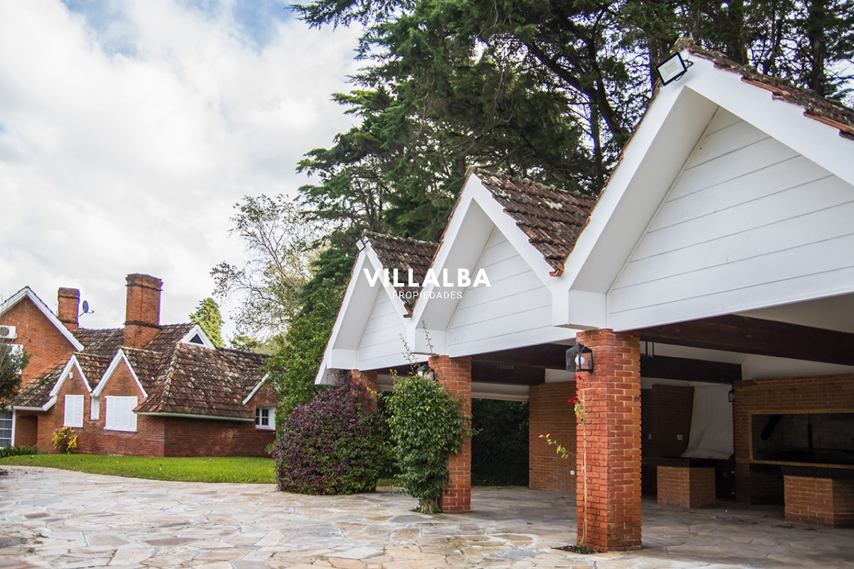 Apartamento ID.1140 - Espectacular casa en Golf, Punta del Este