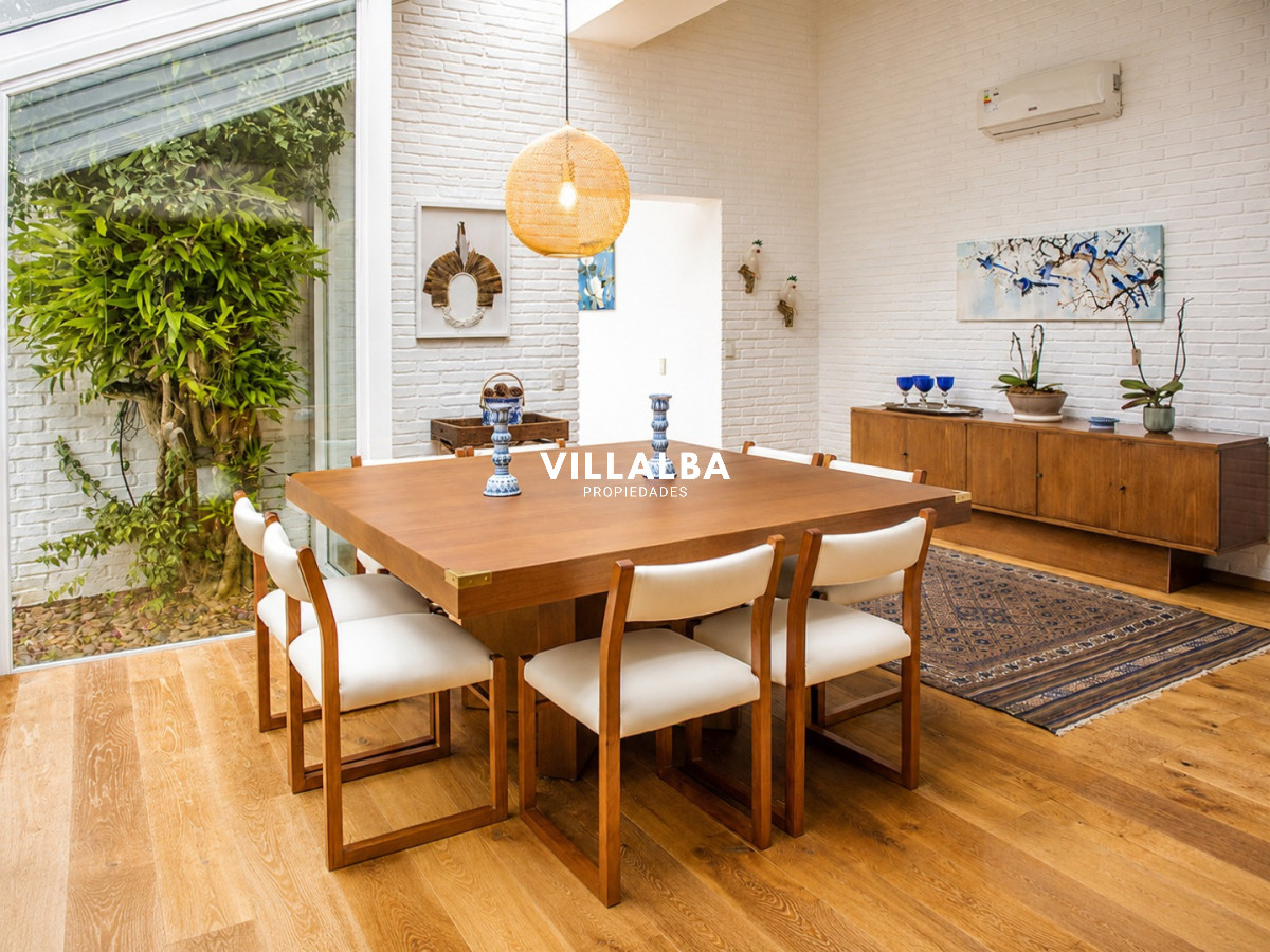 Casa ID.3629 - Elegante residencia en Venta en San Rafael proximo al mar