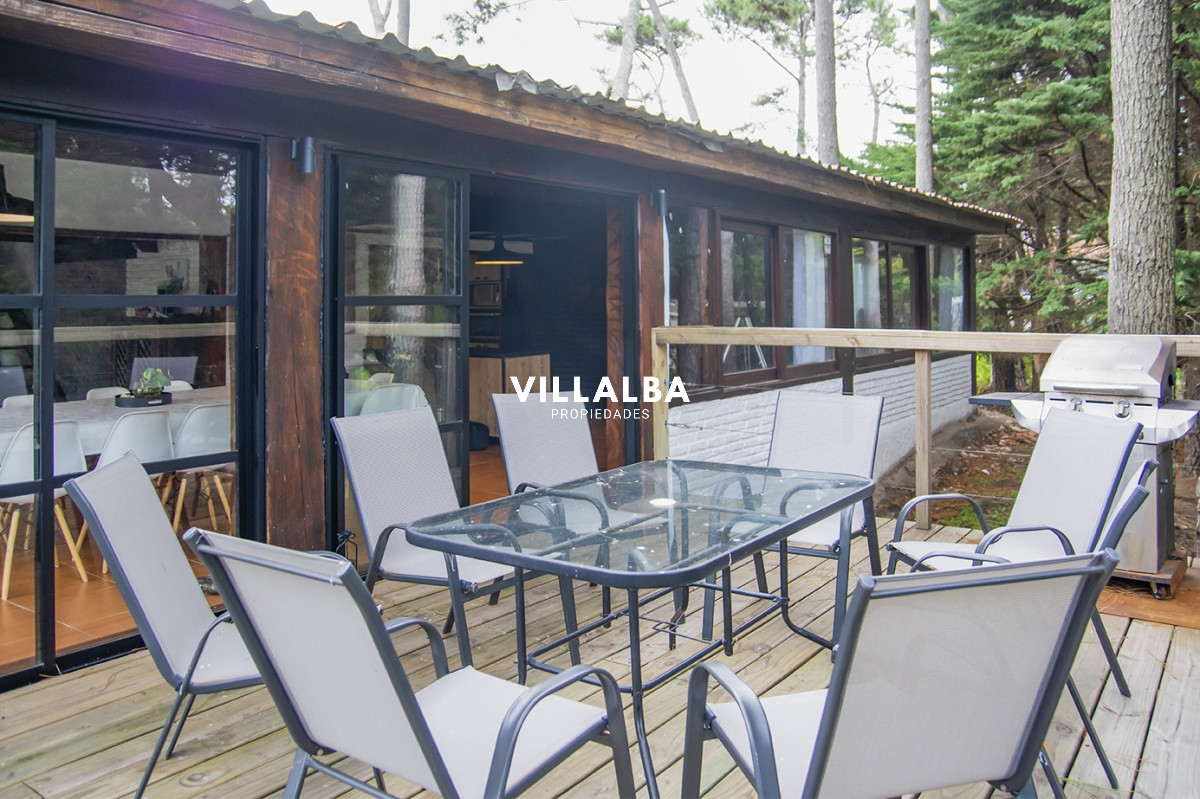 Apartamento ID.3241 - Casa en Venta de 5 dormitorios en San Rafael , Punta del este 