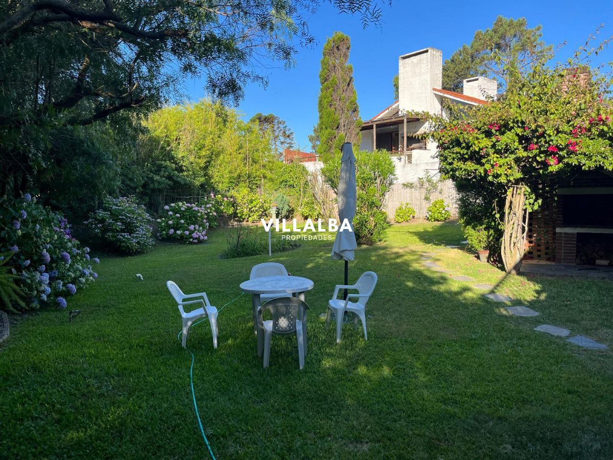 Casa ID.4011 - Casa en pinares en venta a pasos del mar