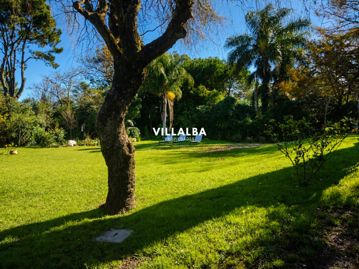 Apartamento ID.4768 - En venta casa de 3 dormitorios en Maldonado