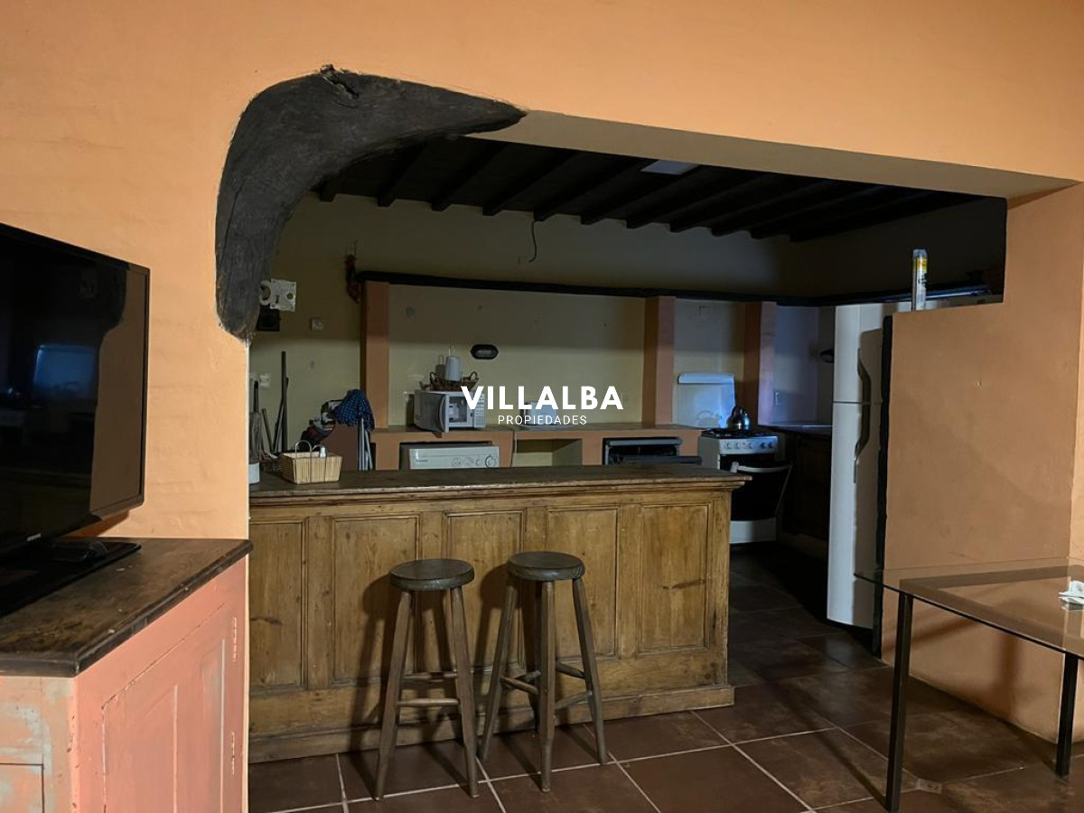 Apartamento ID.3549 - Hermosa casa en zona pinares a metros de la playa 