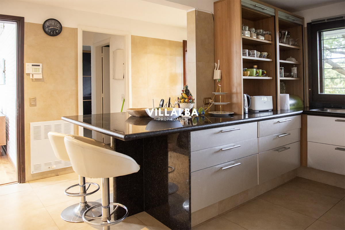 Apartamento ID.3629 - Elegante residencia en Venta en San Rafael proximo al mar
