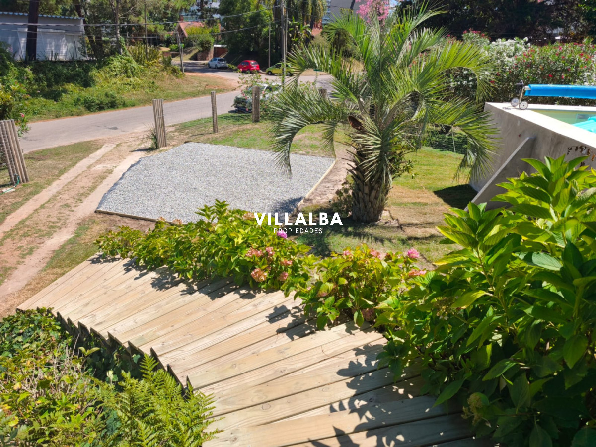 Casa ID.3241 - Casa en Venta de 5 dormitorios en San Rafael , Punta del este 