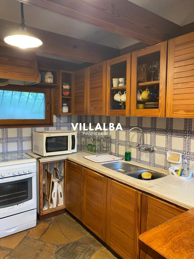 Casa ID.2933 - Casa en venta, Oportunidad para desarrollo inmobiliario en Playa Mansa, Punta del Este. 