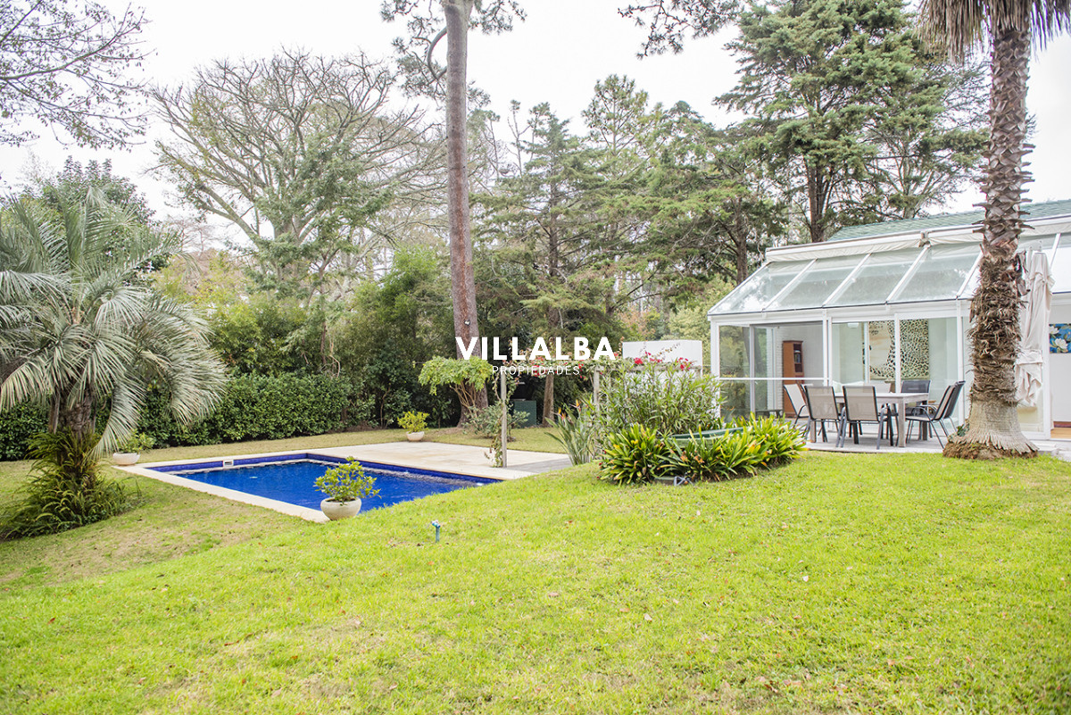 Apartamento ID.3629 - Elegante residencia en Venta en San Rafael proximo al mar