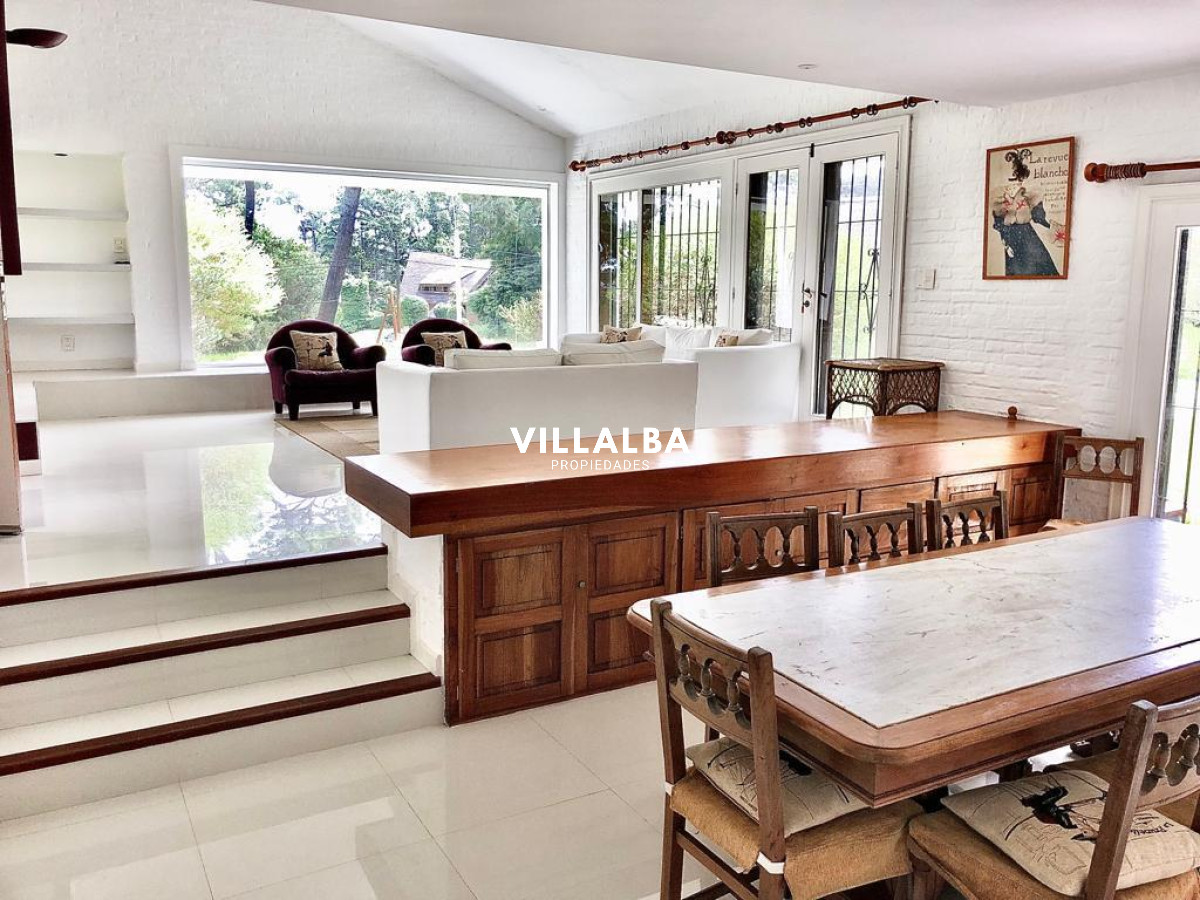 Casa ID.3472 - Casa en venta en Lugano, Punta del este, 3 dormitorios y dependencia