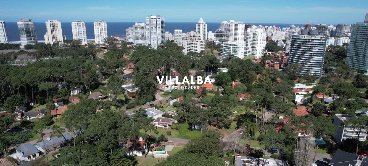Casa ID.3241 - Casa en Venta de 5 dormitorios en San Rafael , Punta del este 