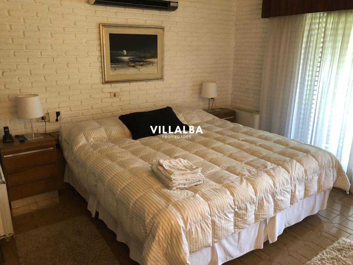 Apartamento ID.2494 - Espectacular Chalet en Punta del Este