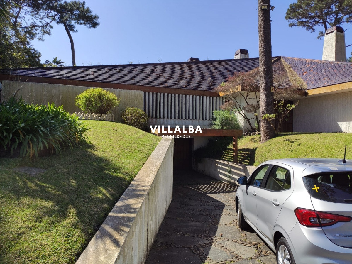 Casa ID.2934 - Hermosa y Amplia Casa en Mansa en venta