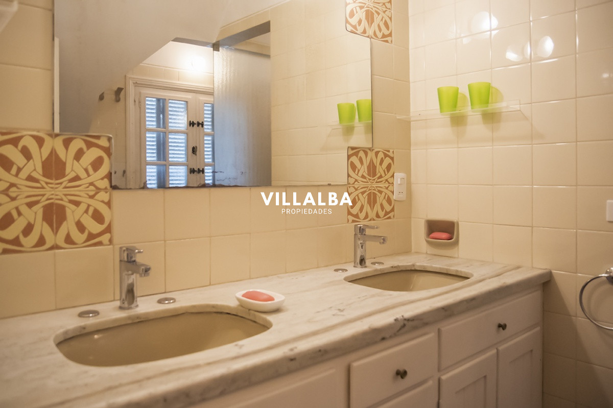 Apartamento ID.1140 - Espectacular casa en Golf, Punta del Este