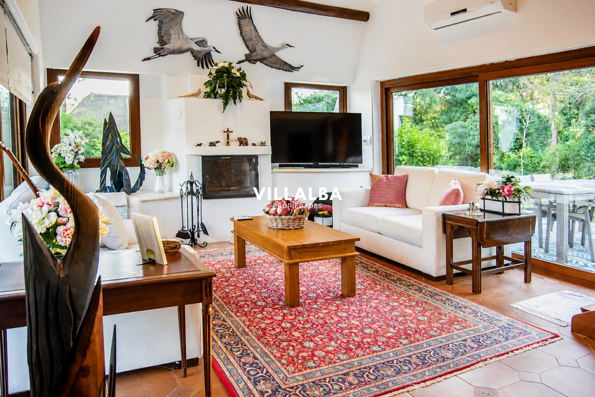 Apartamento ID.4768 - En venta casa de 3 dormitorios en Maldonado