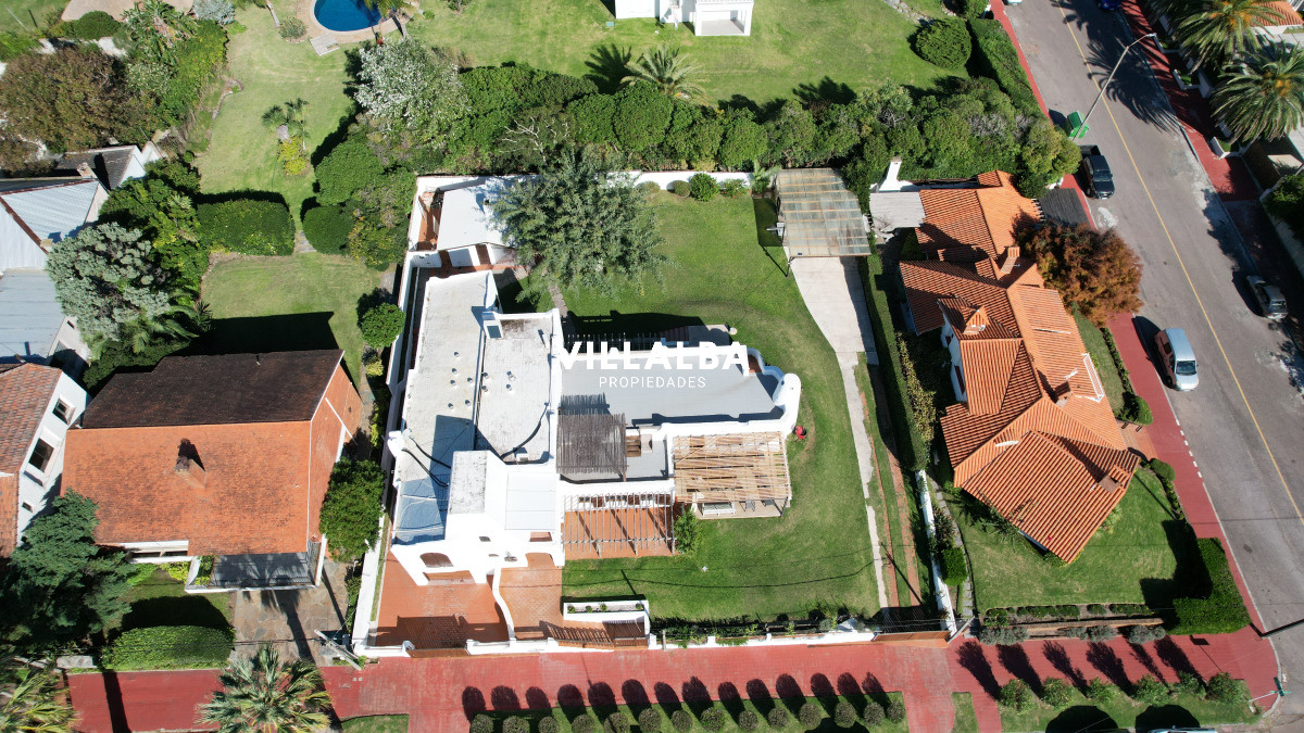 Casa ID.3324 - Chalet en venta con vista al mar en casco histórico de la Península.