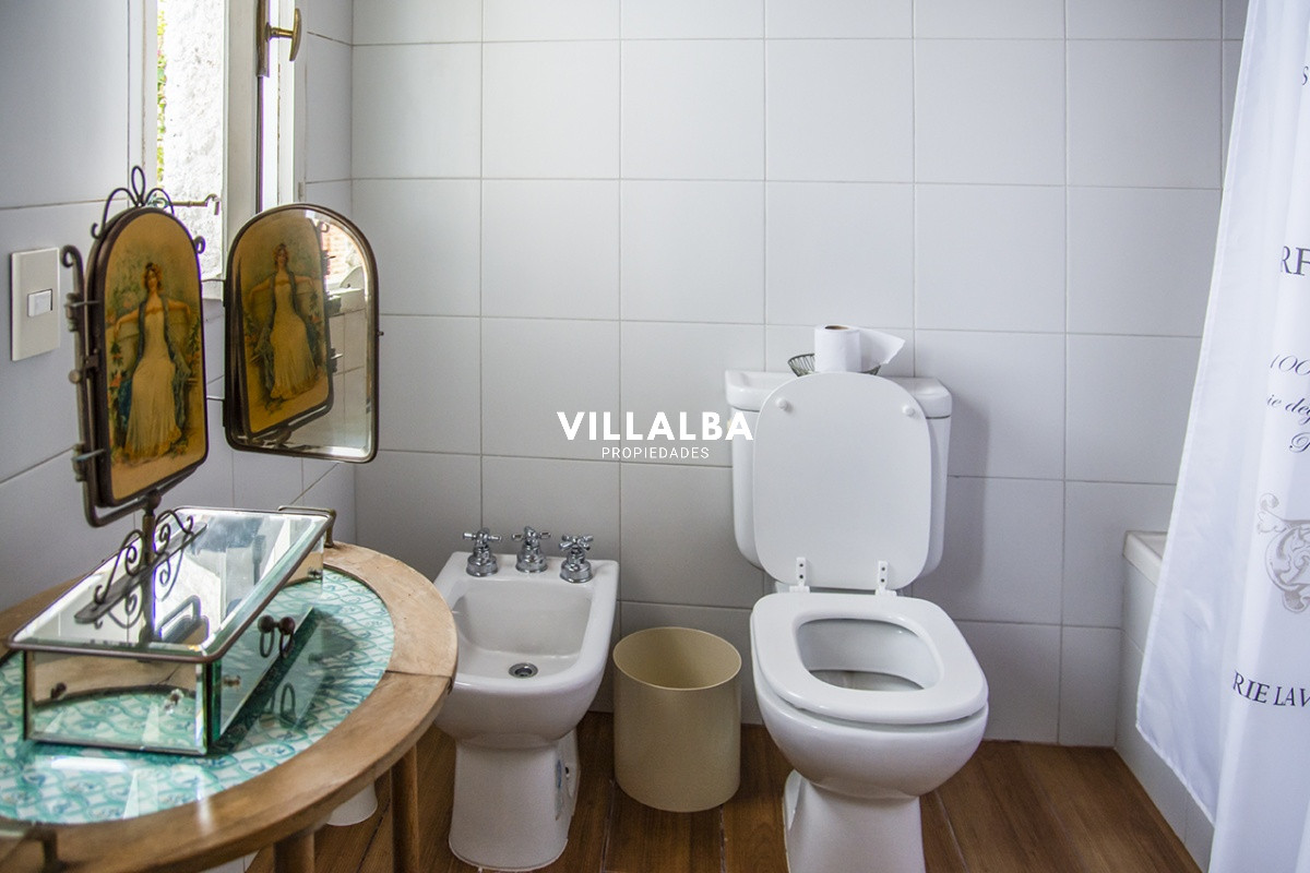 Casa ID.2673 - Hermosa casa en venta en zona de la península.