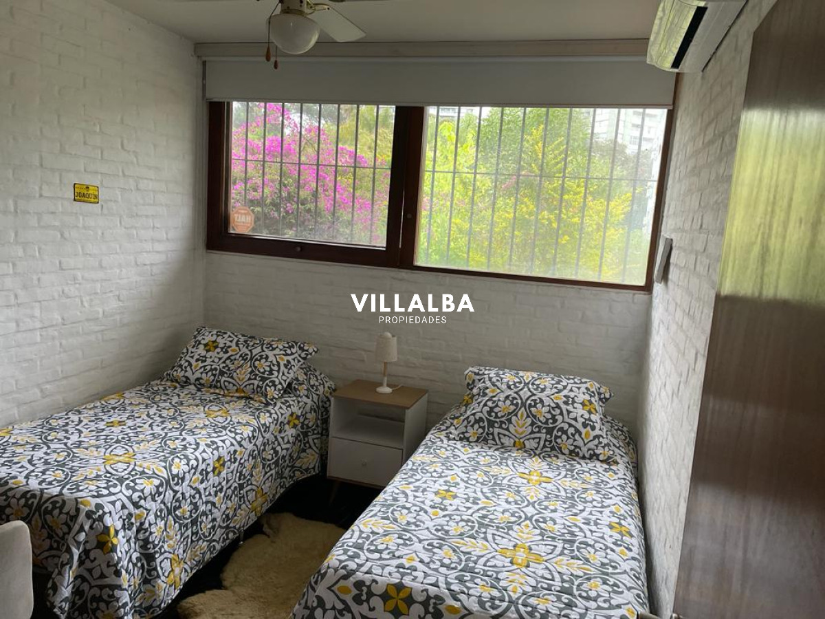 Casa ID.2933 - Casa en venta, Oportunidad para desarrollo inmobiliario en Playa Mansa, Punta del Este. 