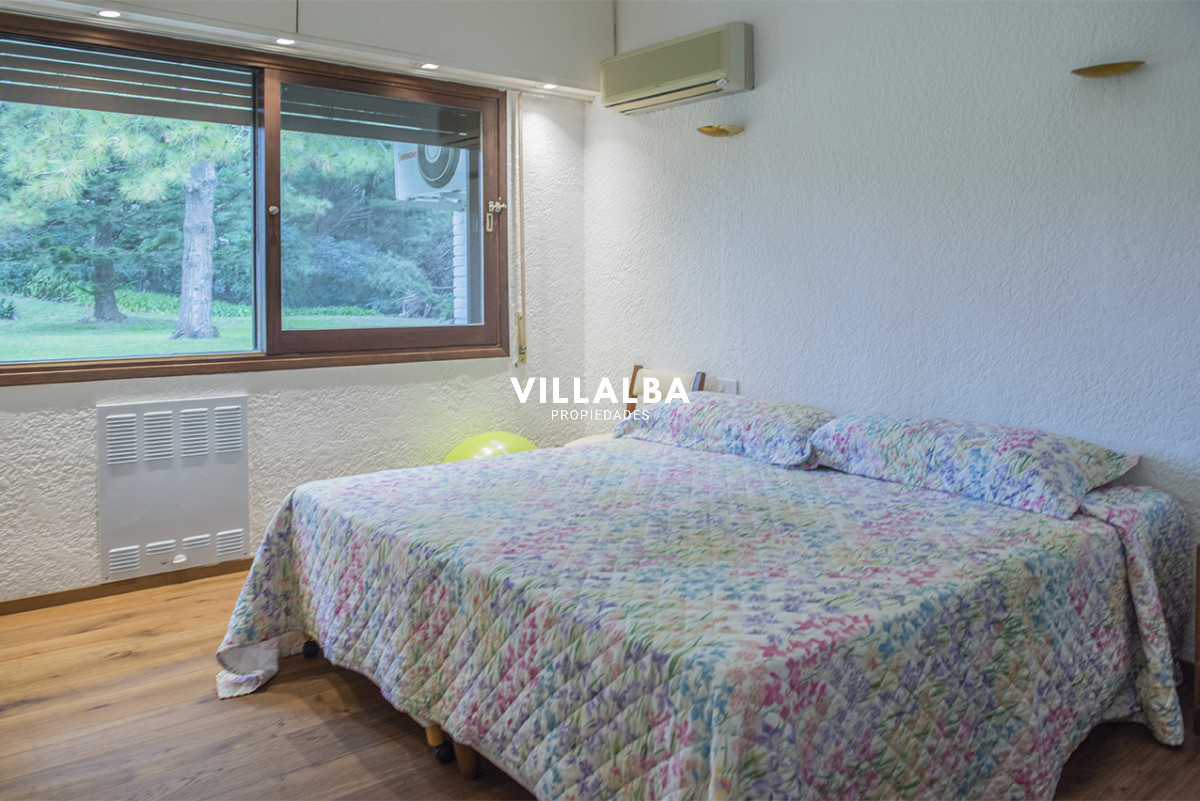 Apartamento ID.3629 - Elegante residencia en Venta en San Rafael proximo al mar