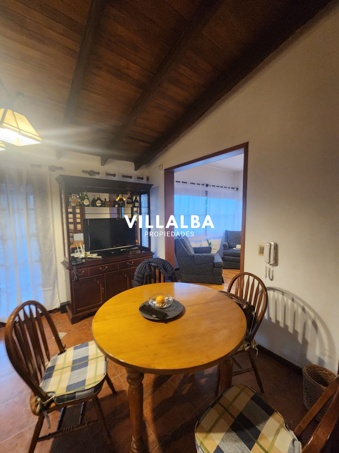 Apartamento ID.3730 - Vende casa en playa mansa punta del este