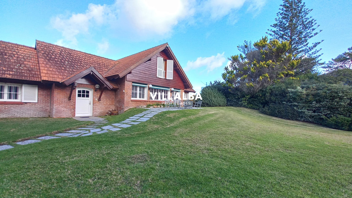 Apartamento ID.2814 - Espectacular mansion a metros del mar