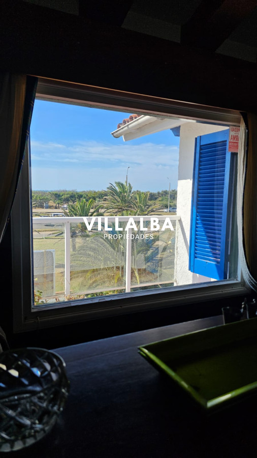 Apartamento ID.3322 - Importante residencia frente al mar en venta.