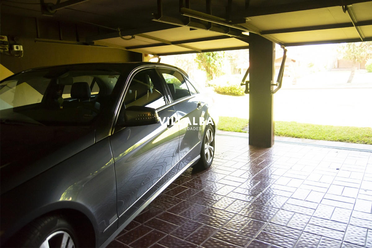 Apartamento ID.2044 - Hermosa casa en venta a pocos metros del mar.