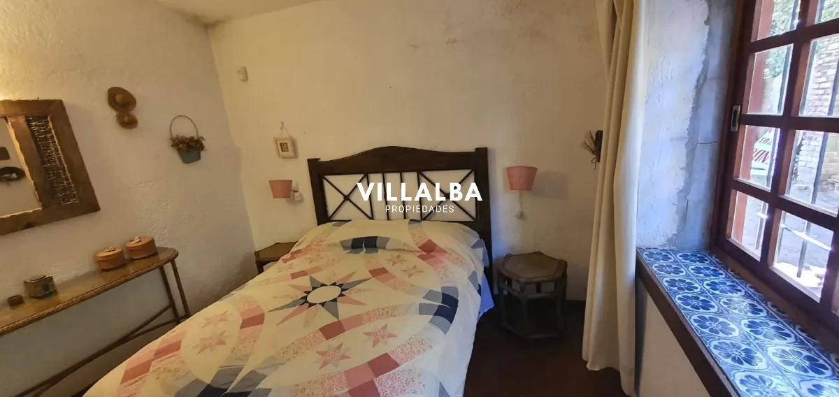 Apartamento ID.1483 - Venta Casa en Aidy Grill, Punta del Este con parrillero a pocas cuadras del mar