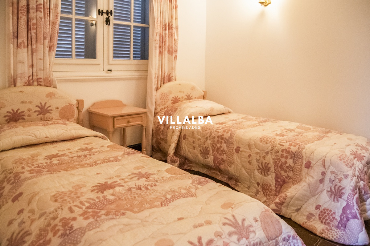 Apartamento ID.1140 - Espectacular casa en Golf, Punta del Este