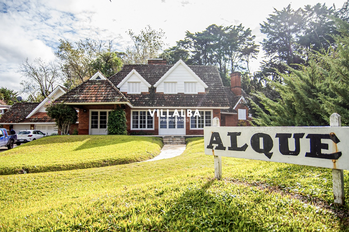 Apartamento ID.1140 - Espectacular casa en Golf, Punta del Este