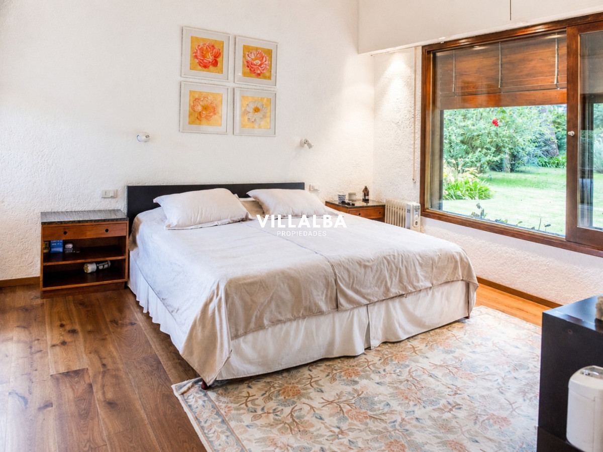 Casa ID.3629 - Elegante residencia en Venta en San Rafael proximo al mar