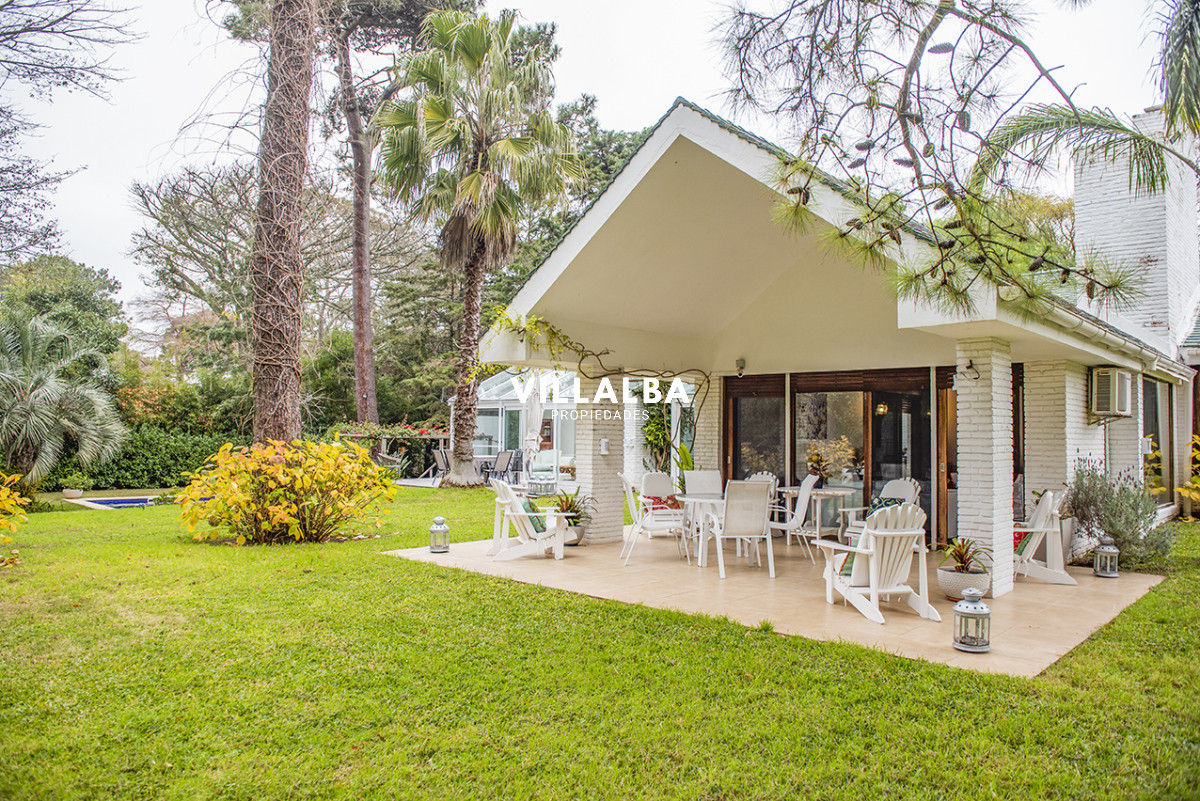 Apartamento ID.3629 - Elegante residencia en Venta en San Rafael proximo al mar