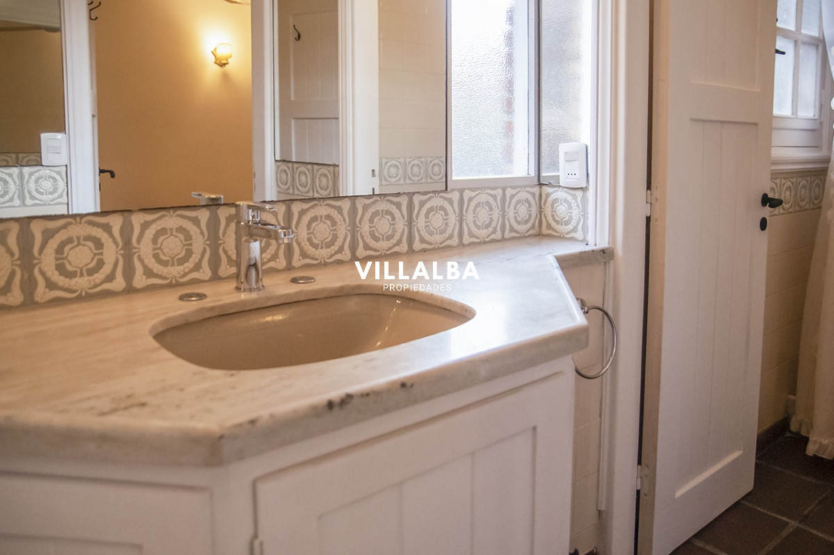 Apartamento ID.1140 - Espectacular casa en Golf, Punta del Este