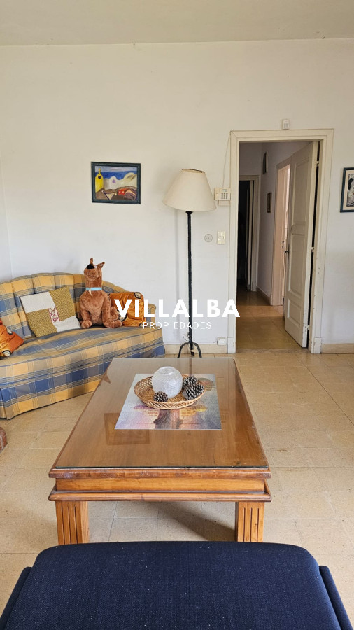 Apartamento ID.3322 - Importante residencia frente al mar en venta.