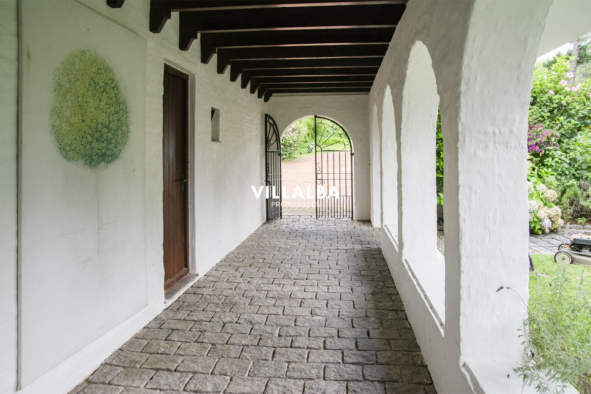 Apartamento ID.1141 - Espectacular casa en ubicacion privilegiada al lado del Club del Golf