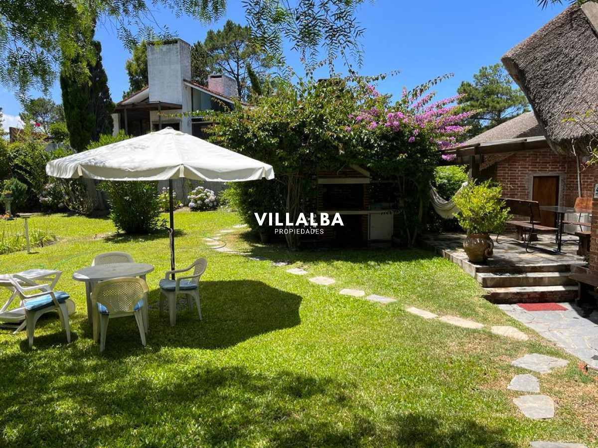 Casa ID.4011 - Casa en pinares en venta a pasos del mar